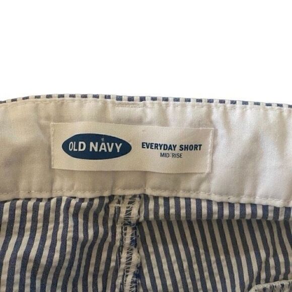 Old navy every day short striped size 18 women’s shorts - Picture 5 of 8